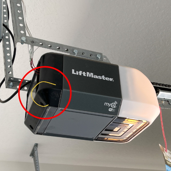 Garage door opener antenna
