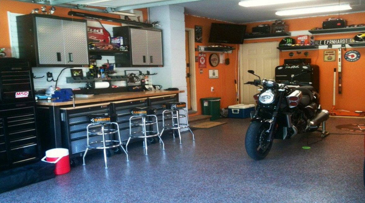 Turn Your Garage into the Perfect Mancave